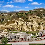 Seraphim Cave & Отель 5*