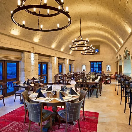 מלון Seraphim Cave & אורגופ