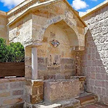 Hotel Seraphim Cave & 5*