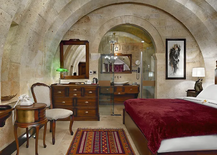 فندق Seraphim Cave & أوروغوبْ