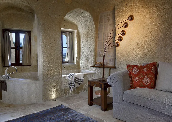 Seraphim Cave & فندق 5*