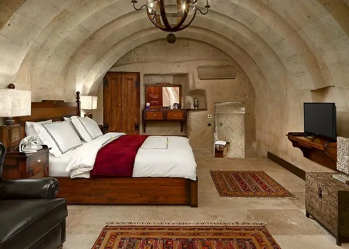 Seraphim Cave & فندق 5*